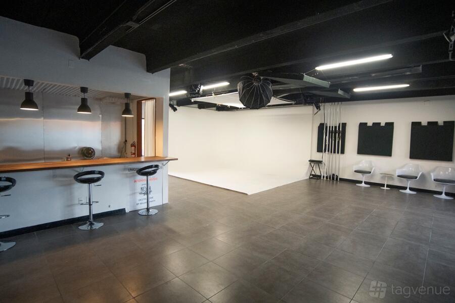 Unicorn Fire Studios Unicorn Fire Studios