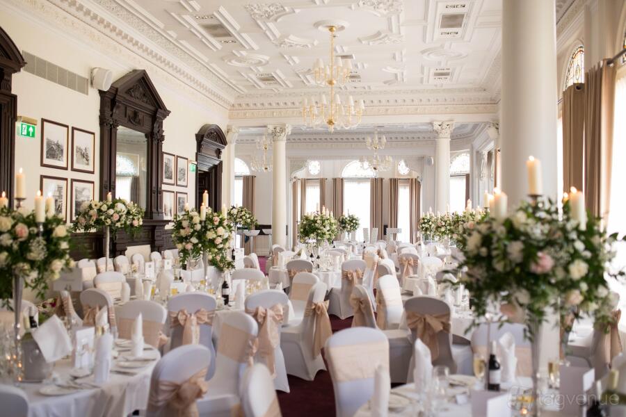 Corinthian Grand Suite Corinthian Grand Suite