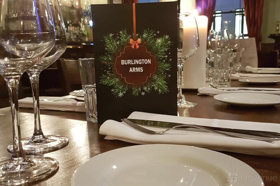 Upstairs Bar & Dining Upstairs Bar & Dining