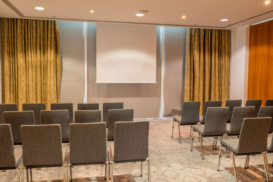 Meeting Room 7 at