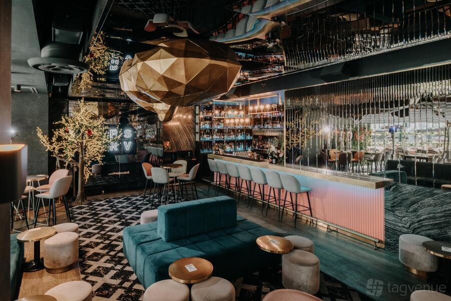 Cocktail Lounge at