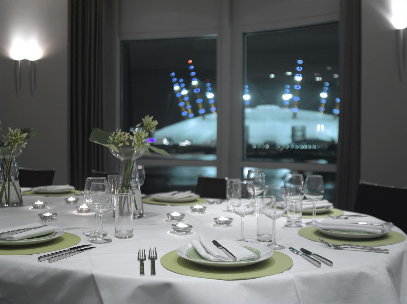 Three Rivers Radison River Room - Radisson Blu Hotel. London Canary Wharf East - Event Venue ...