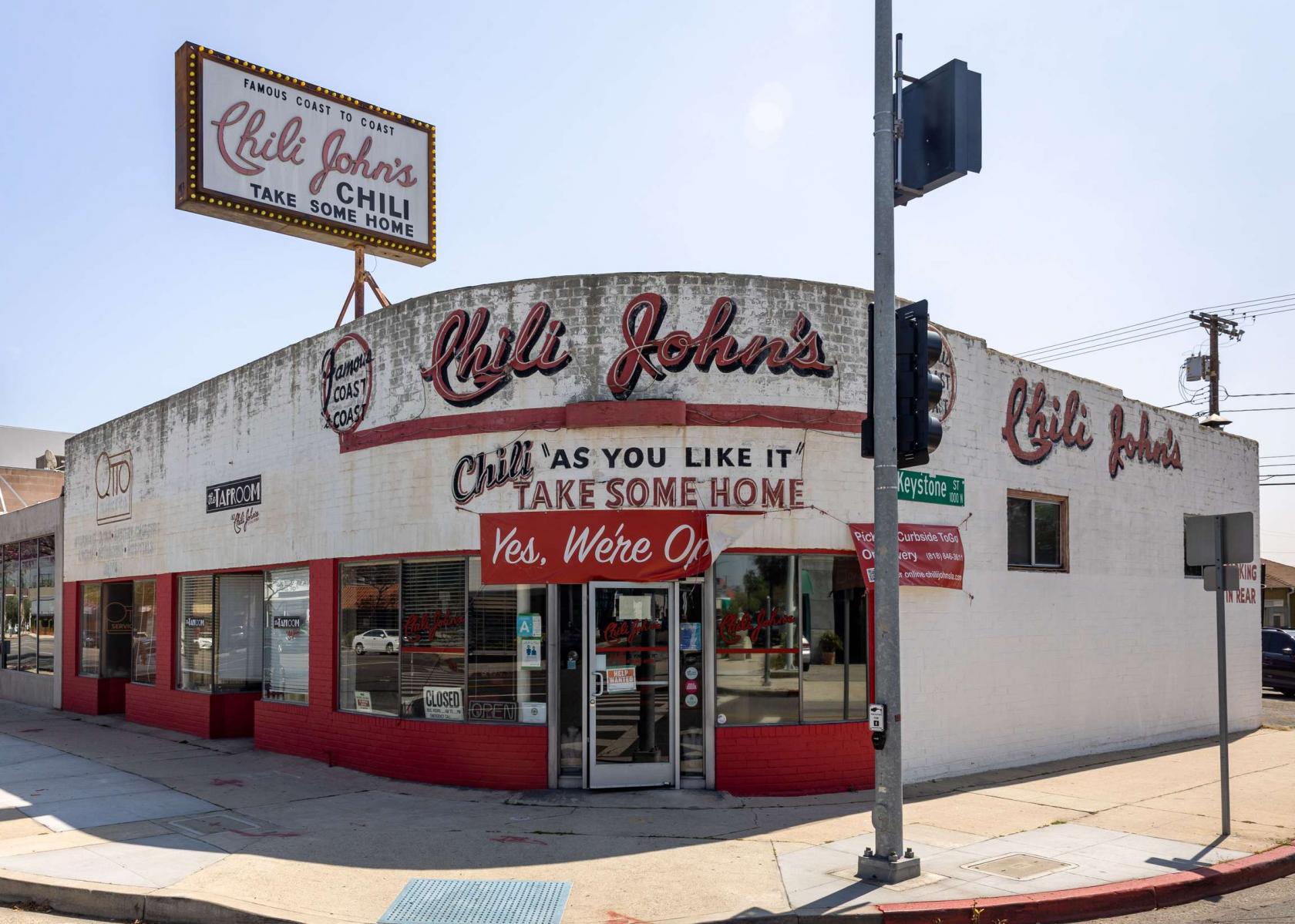 Chili curbside online to go