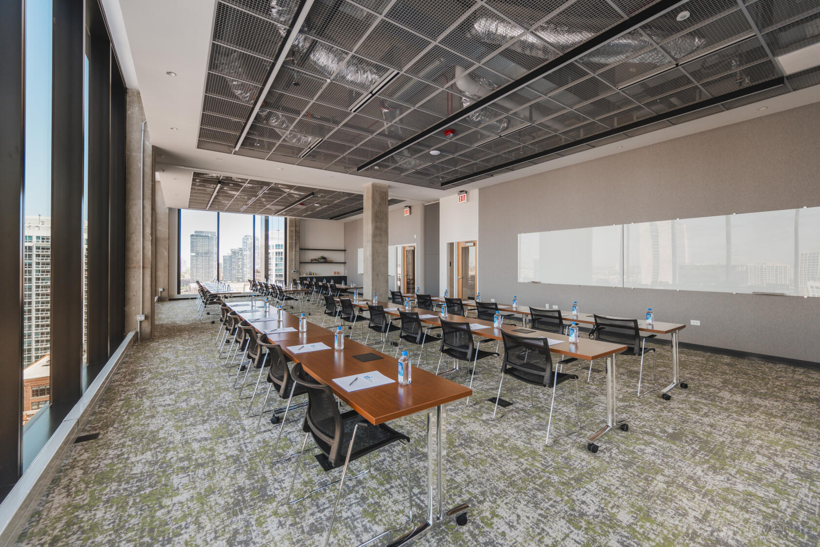 Presentation Room - Full - River North Event Space - Event Venue Rental ...