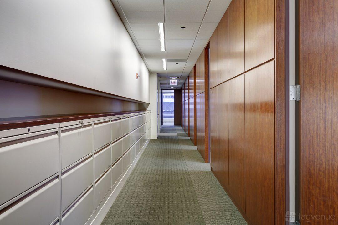 Integrated Office Suites Venue Rental in Chicago, IL | Photos & Prices