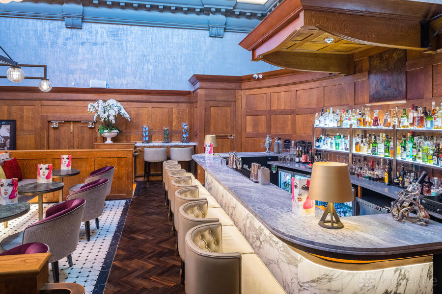 Courtroom Bar Courtroom Bar