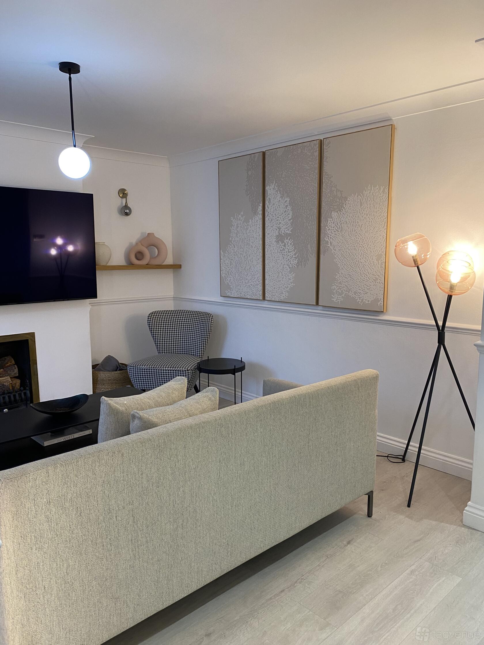 Creative Studio Venue Hire in Borehamwood | Photos & Prices