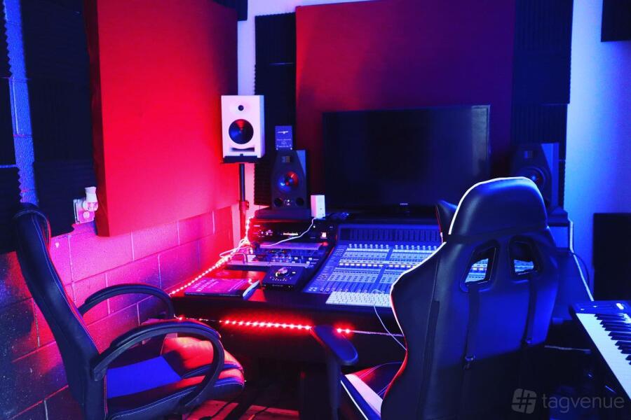 Recording Studio Recording Studio