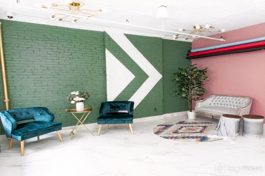 Studio 1 Studio 1