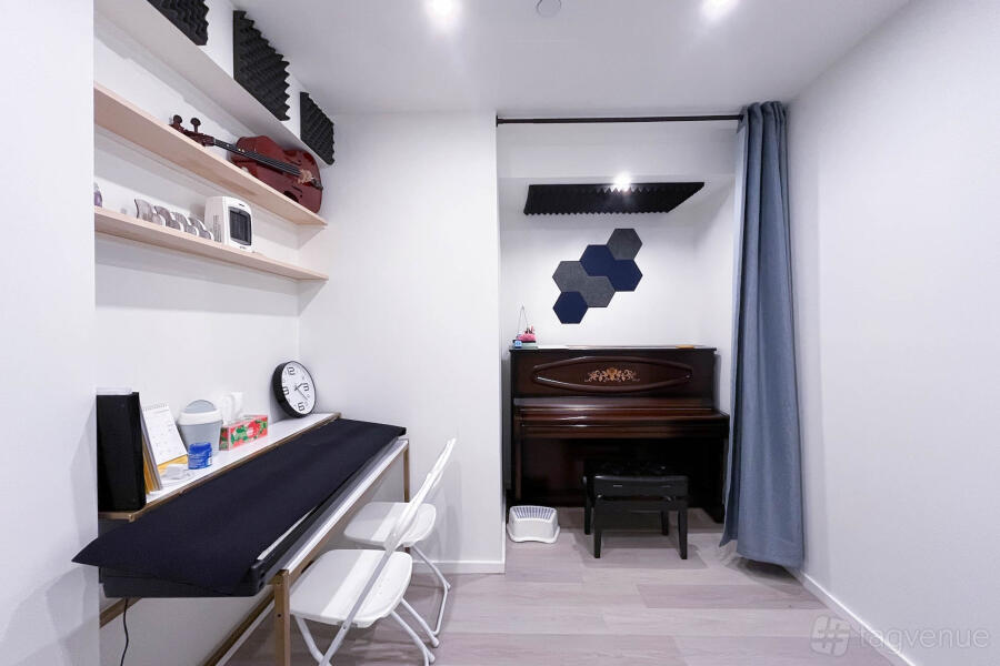 Piano Room 1 Piano Room 1