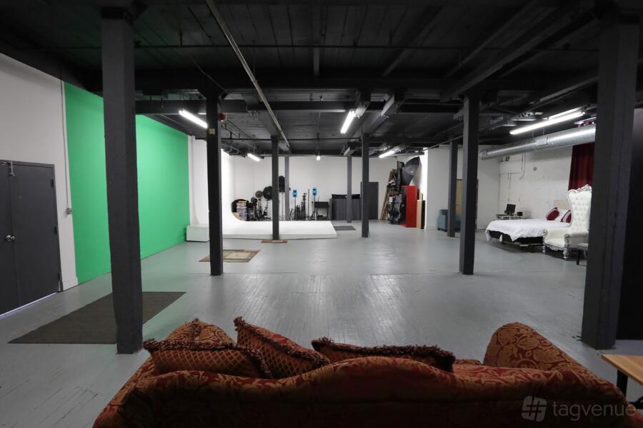 Entire Venue Entire Venue