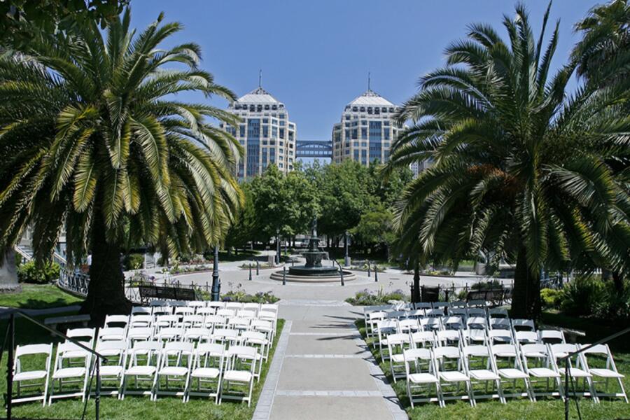 Pavillion & Fountain Circle at