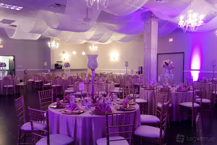 Crystal Hall at Las Lomas Irving Banquet Hall