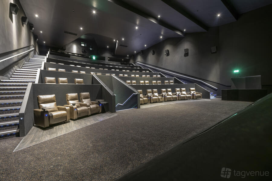 ODEON LUXE Holloway ODEON LUXE Holloway