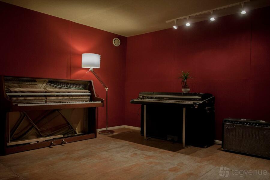 Studio Nine Studio 9 Venue Hire in London | Photos & Prices