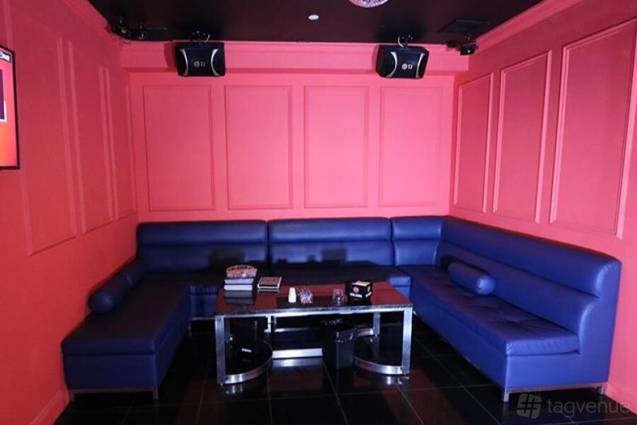 Room 3 Room 3