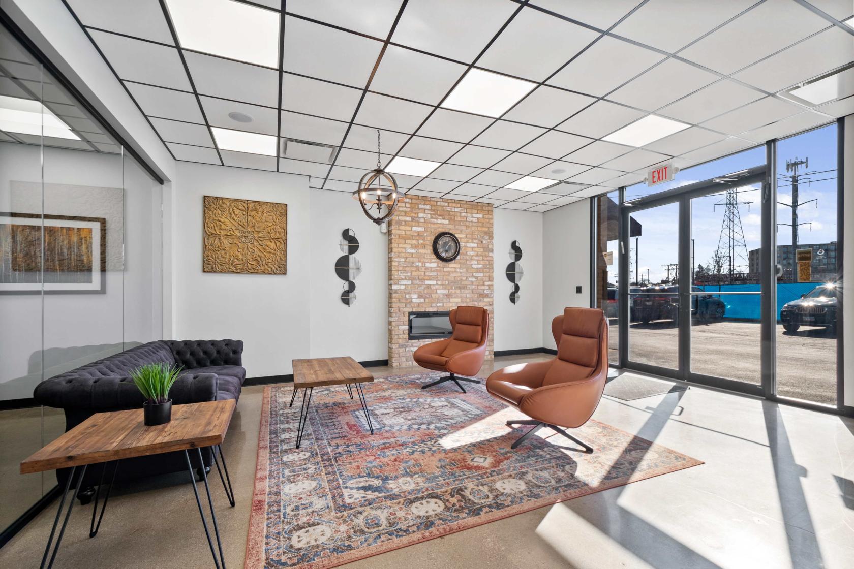 Stunning Luxury Rentals With Private Office And Gym And Workspace image