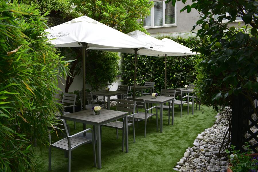 The Hyde Garden at Roseate House London