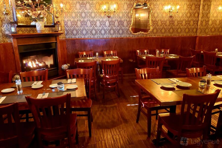 Main Dining Room at West Shore Inn