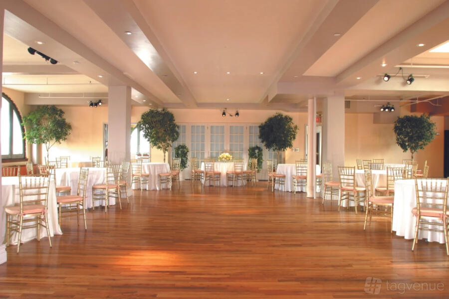Event Space Event Space - Manhattan Penthouse - Event Venue Rental - Tagvenue.com