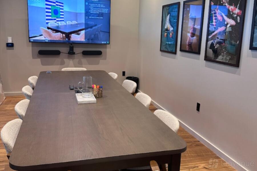 Meeting Room M6 at Mindspace Wynwood