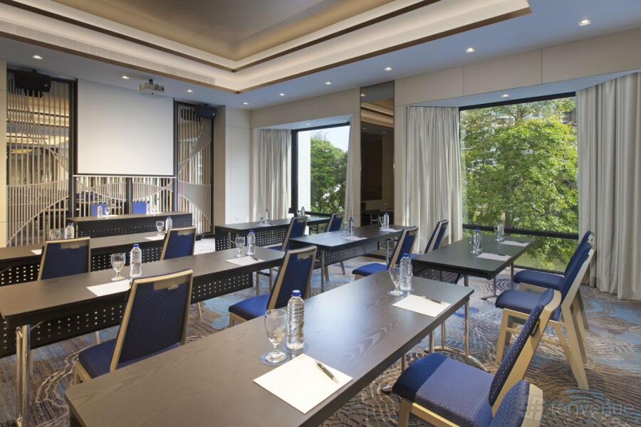 Elgin Room at Four Points by Sheraton