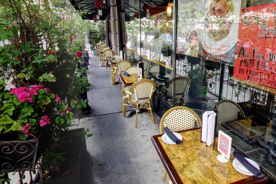 Outdoor Area Outdoor Area