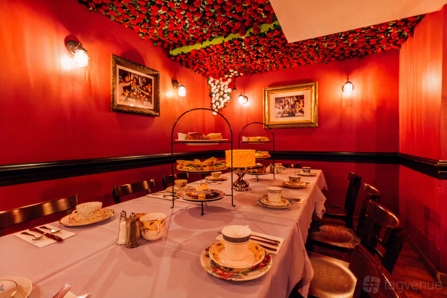 Raspberry Room at