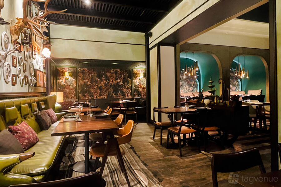 Jungle Lodge at