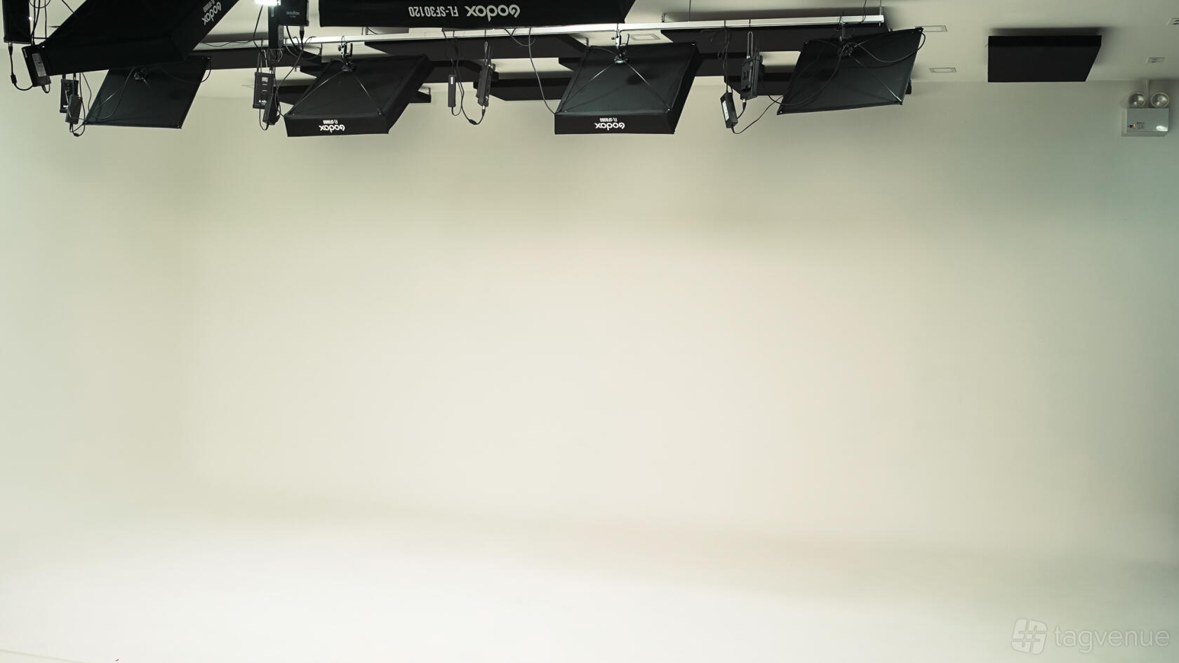 Studio with Multiple Sets - TVC Studio - Event Venue Rental - Tagvenue.com
