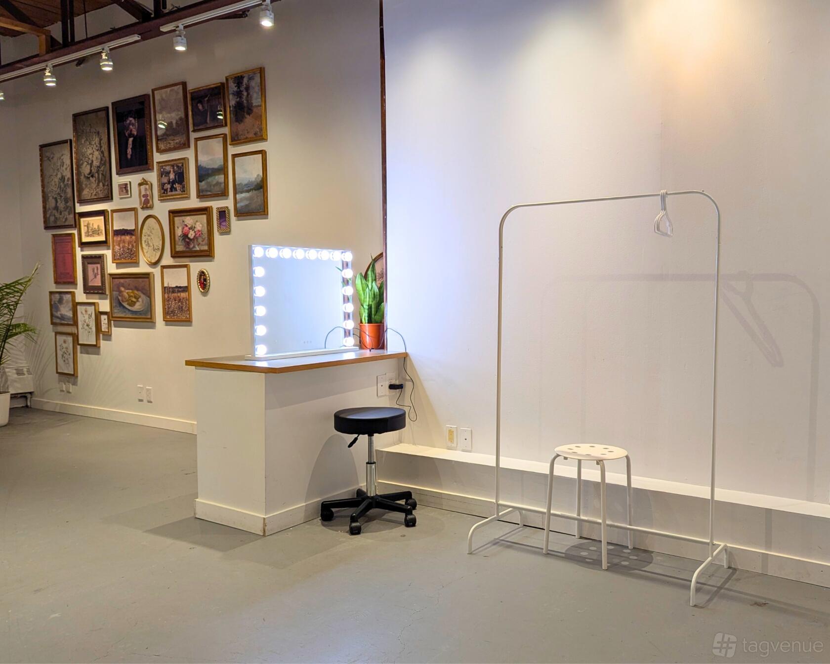 Center Point Studio Content Hub Studio Venue Rental in Toronto, ON | Reviews, Photos & Prices