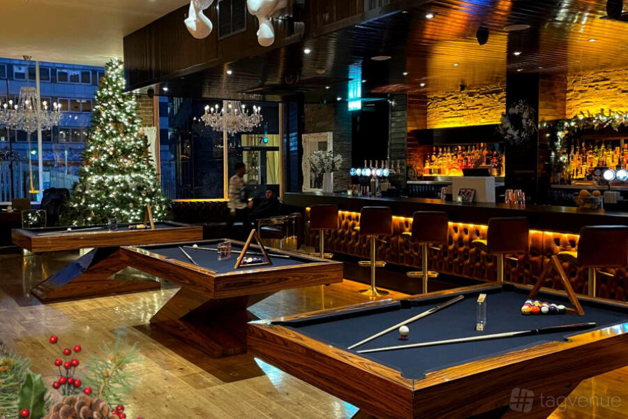 Lounge Lounge