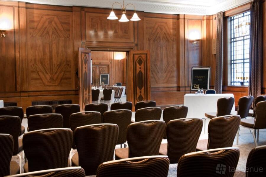 Devon Suite at