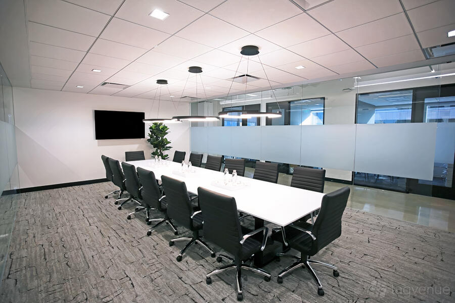 Large Conference Room Large Conference Room