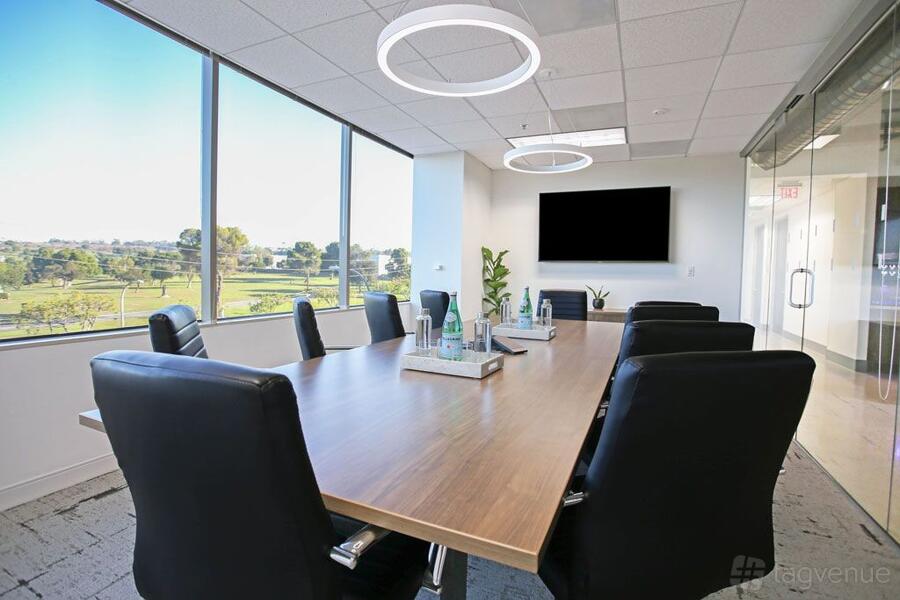 10 Person Conference Room 10 Person Conference Room