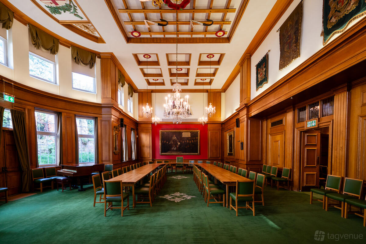 Stumpy Surgeons Hall Barber-Surgeons’ Hall - Wedding & Event Venue Hire - London - Tagvenue.com