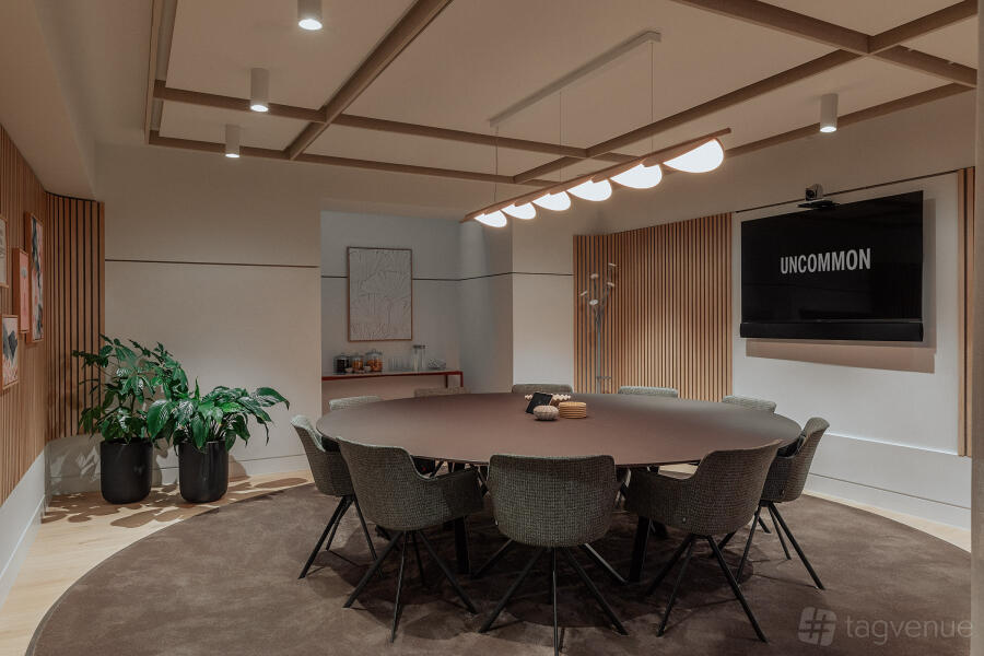 Meeting Room 6 at