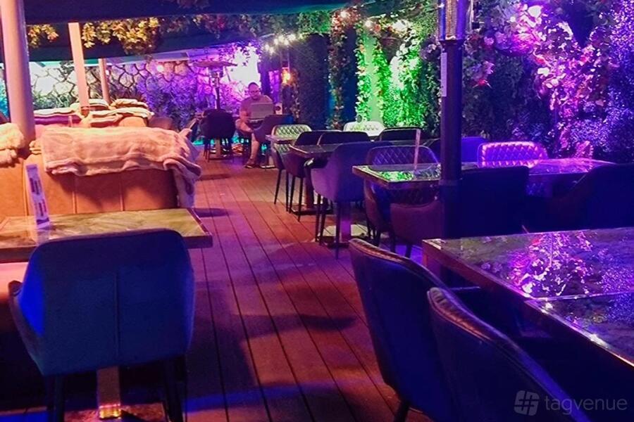 Pt Rozay Rozay Garden - Amisa Lounge - Event Venue Hire - Tagvenue.com