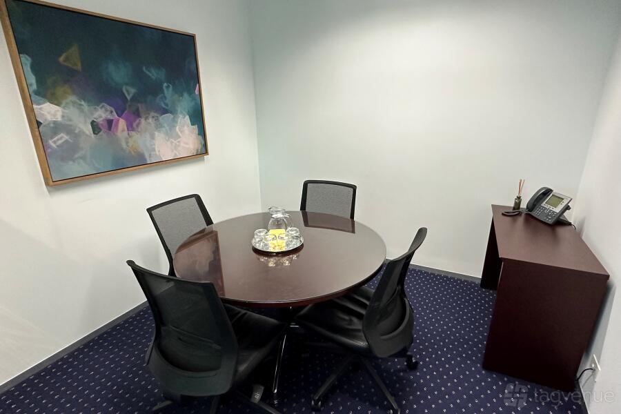 Meeting Room Meeting Room