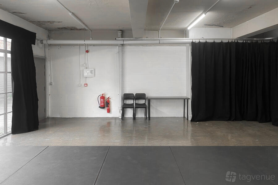 Studio 4 Studio 4