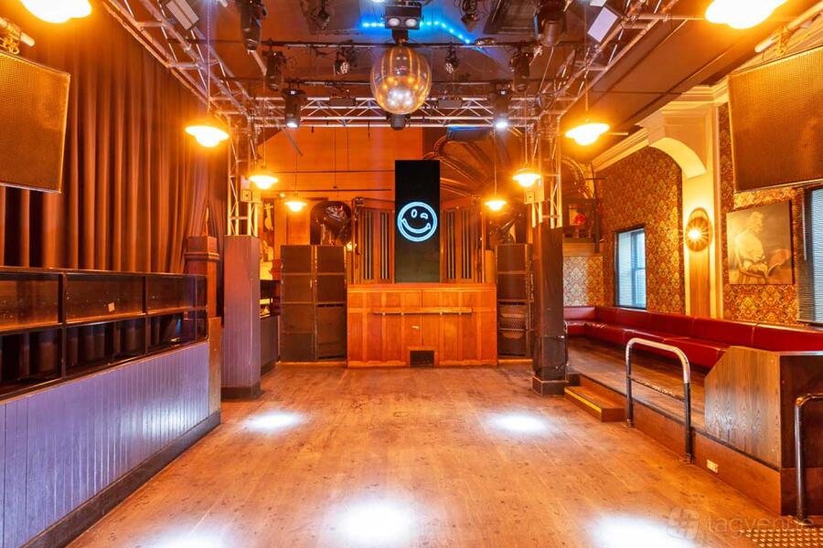 Entire Venue Entire Venue