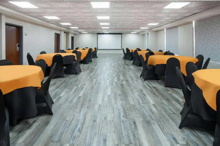 Event Room at Wingate by Wyndham Atlanta Galleria/Ballpark