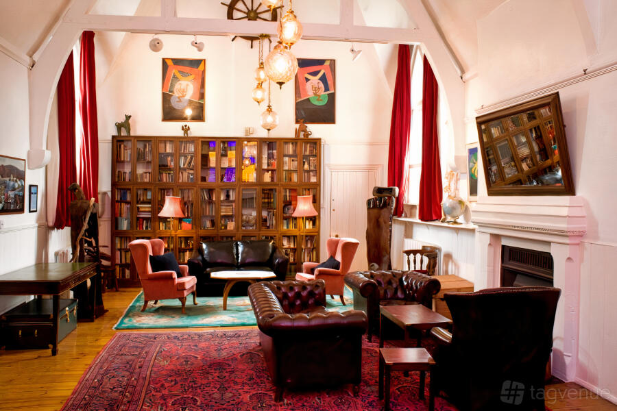 Club Room Club Room