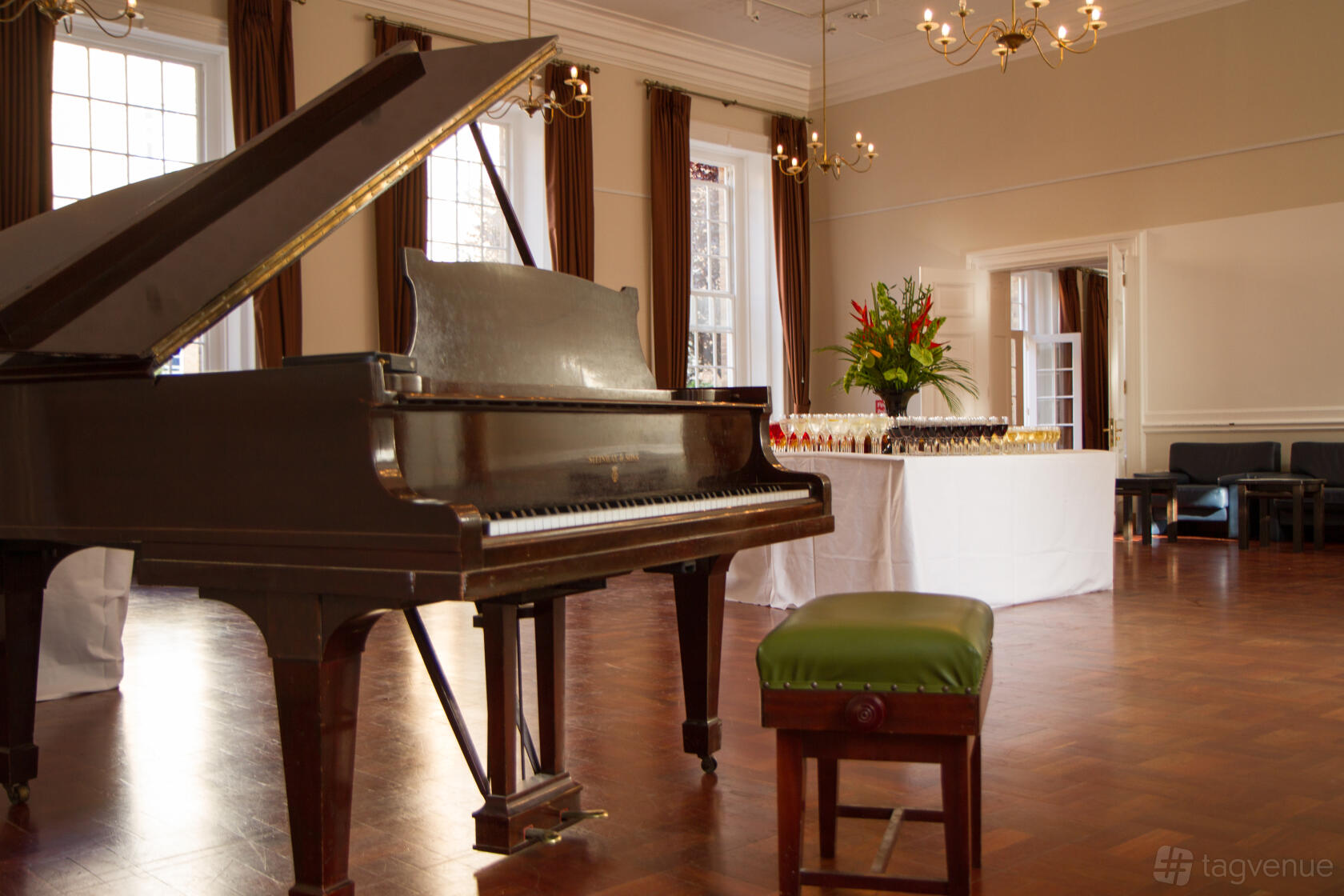 Picture Common Events LH Large Common Room - Goodenough House - Event Venue Hire - Tagvenue.com
