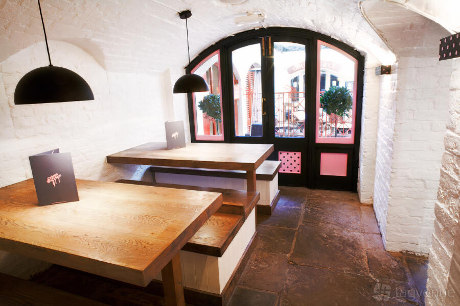 Whole Venue at Creme de la Crepe