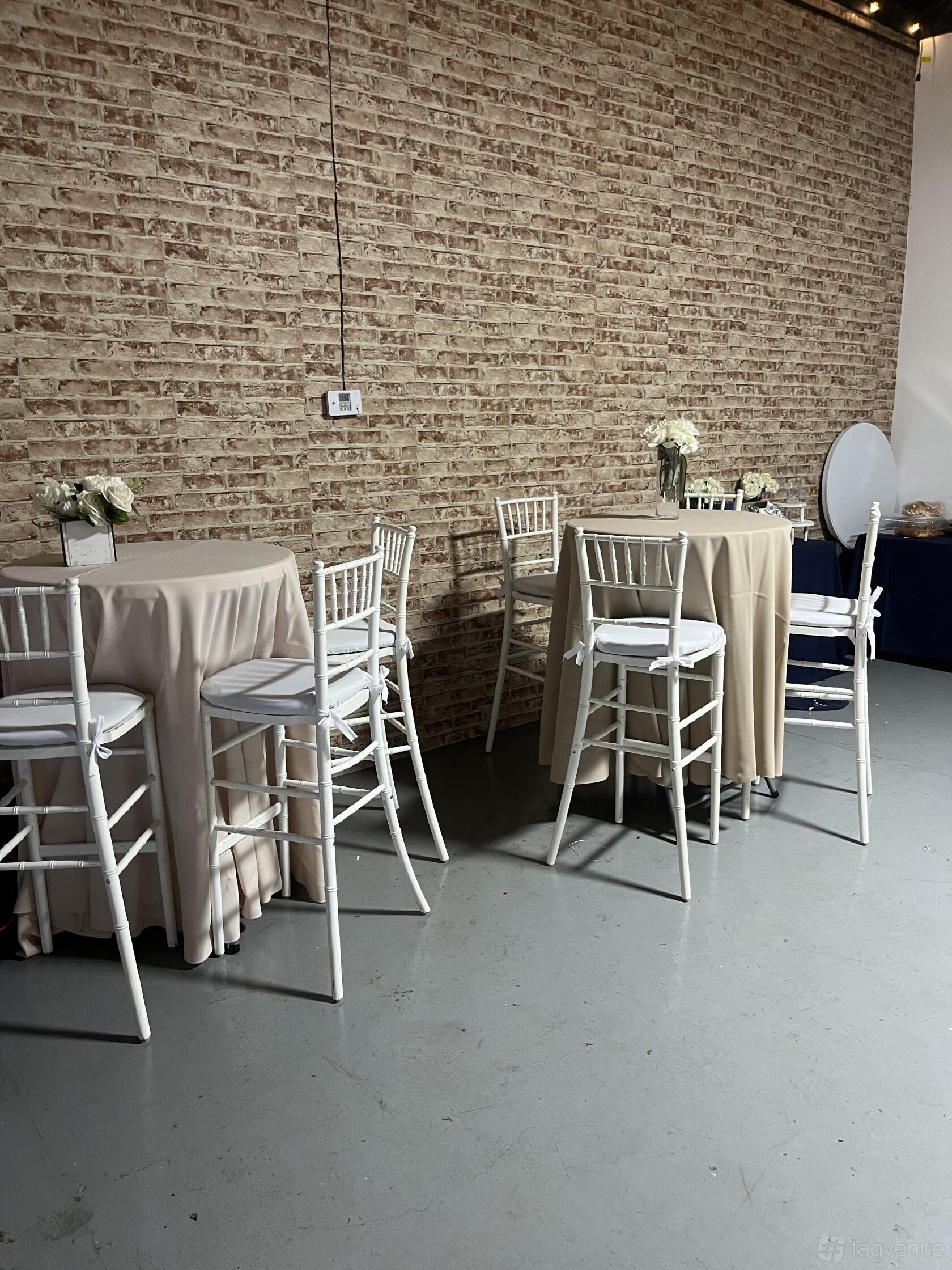Rustic Event Space - Yaya’s Showroom - Event Venue Rental - Tagvenue.com