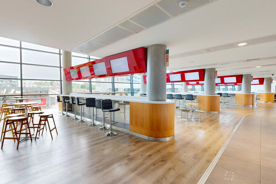 Legends Bar at