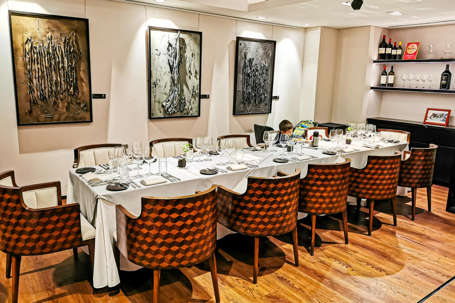 Convertible Private Dining at Alma by Juan Amador