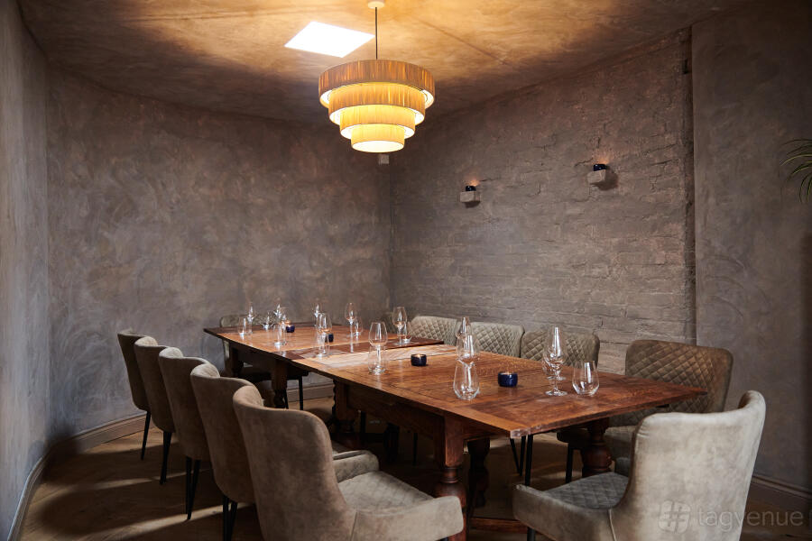 Private Snug & Courtyard Private Snug & Courtyard