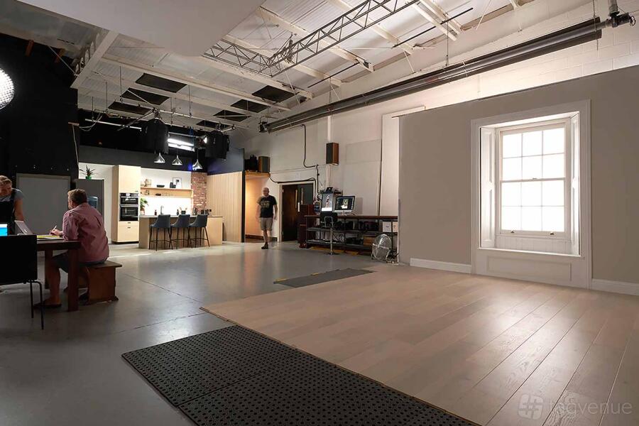 Basement Photo Studio Basement Photographic Venue Hire in Wooburn Green | Photos & Prices
